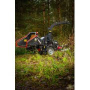 Hahn & Sohn Cedrus RBD16 - profesionálny bubnový drvič konárov s hydraulickým podávačom a prívesom kategórie B náhled