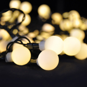 Solight LED 2v1 vonkajšia vianočná reťaz, guľa, diaľkový ovládač, 100LED, RGB+biela, 10m+5m, 8 funkcií, IP44 Náhľad