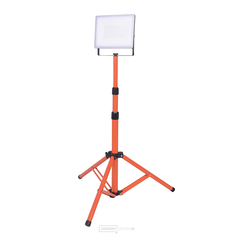 Solight LED reflektor s vysokým stojanom, 100W, 9000lm, 4000K, kábel so zástrčkou, IP65