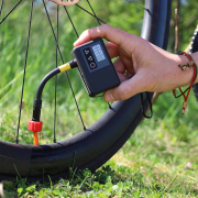 Solight digitálny vreckový kompresor mini náhled