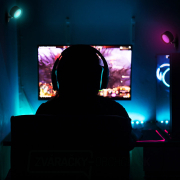 Solight LED nabíjací RGB svetlo, diaľkový ovládač, Li-Ion, USB-C Náhľad