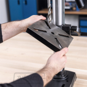 Scheppach TBM 250 Vario stojanová vŕtačka s krížovým laserom Náhľad