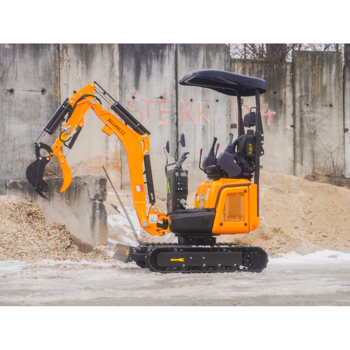 Minibager Baugarden BG1400.12 PRO Kubota lyžice 4000mm + pridržiavací palec hydraulický 8001BG140012PROKU