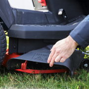 Scheppach TMR 452-98H-SD trávny traktor 98 cm s bočným vyhadzovaním a hydrostatickou prevodovkou náhled