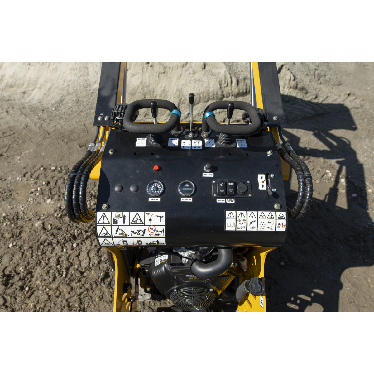 Mininakladač pásový BAUGARDEN 323T Briggs&Stratton lyžica 850mm Náhľad